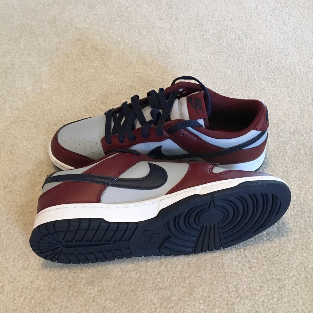 Nike Dunk Low Retro Wolf Grey Obsidian Sneakers - Picture 3 of 4